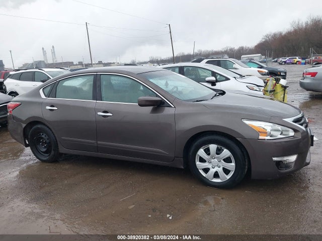 Nissan Altima 2.5 S 2015 1N4AL3AP8FN911686 Image 13