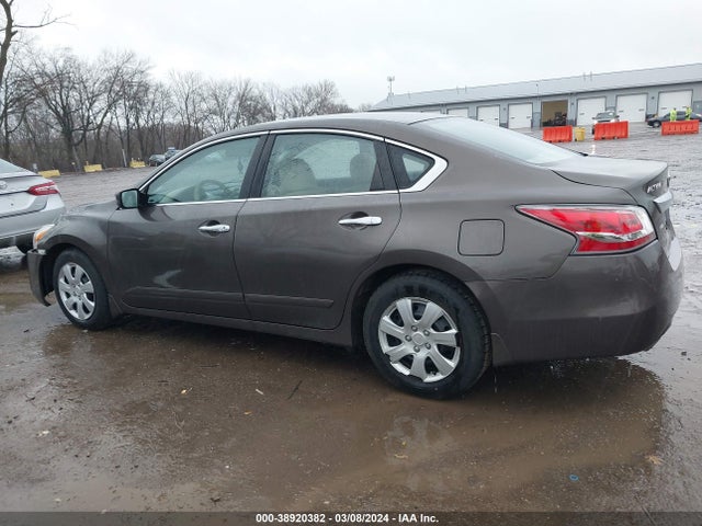 Nissan Altima 2.5 S 2015 1N4AL3AP8FN911686 Image 14