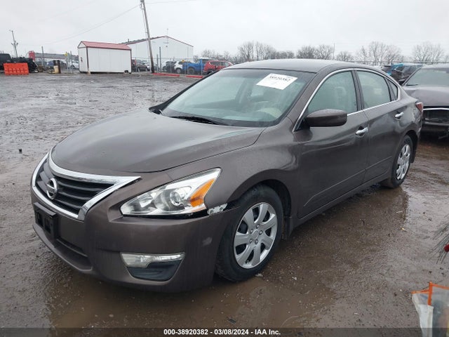 Nissan Altima 2.5 S 2015 1N4AL3AP8FN911686 Image 2