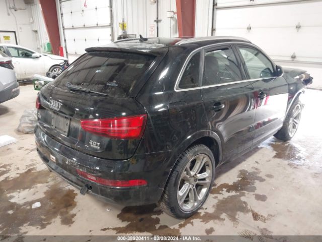 WA1JCCFS8JR012216 Audi Q3 2.0t Premium/2.0t Sport Premium