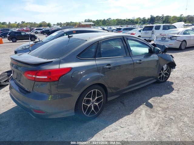 Ford FOCUS SE 2015 1FADP3F29FL227949 Image 4