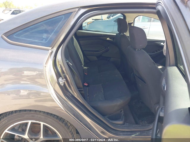 Ford FOCUS SE 2015 1FADP3F29FL227949 Image 8
