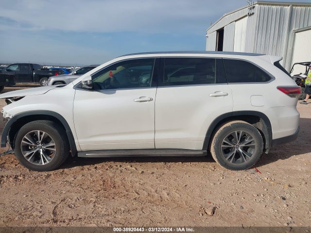 Toyota Highlander Xle V6 2016 5TDKKRFH1GS140229 Image 15