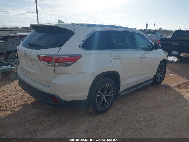 Toyota Highlander Xle V6 2016 5TDKKRFH1GS140229 Image 4