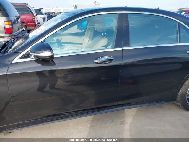 Mercedes-Benz S 560 2018 WDDUG8DB0JA415084 Image 14
