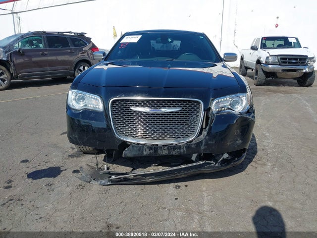 2C3CCASG6GH157028 Chrysler 300c Platinum