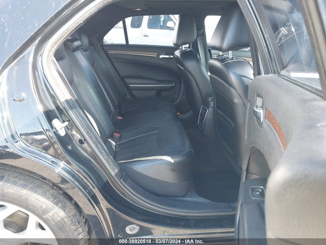 2C3CCASG6GH157028 Chrysler 300c Platinum