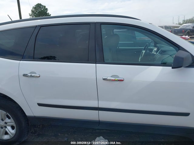 Chevrolet Traverse Ls 2016 1GNKRFED1GJ177858 Image 14
