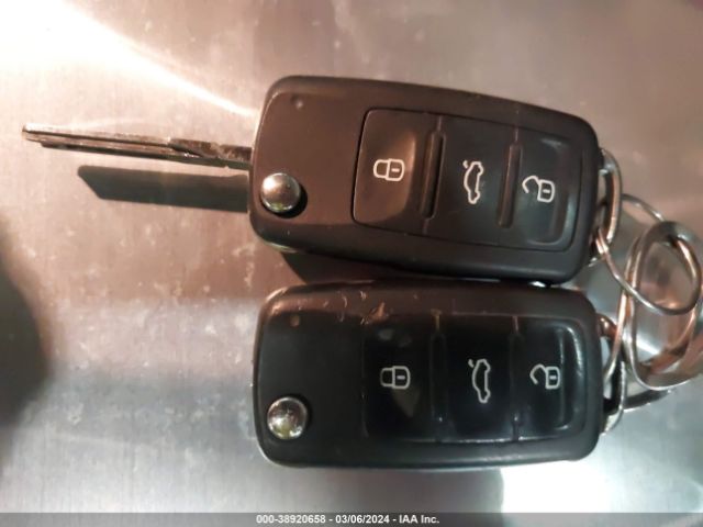 1VWBV7A36FC094160 Volkswagen Passat 2.0l Tdi Se