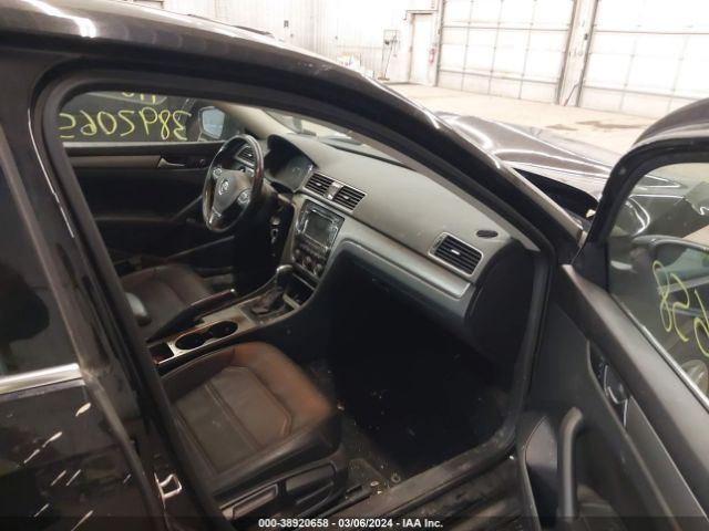1VWBV7A36FC094160 Volkswagen Passat 2.0l Tdi Se