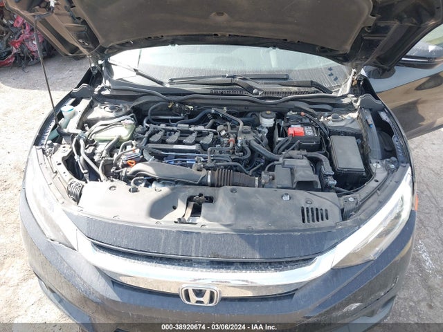 Honda Civic Touring 2018 JHMFC1F91JX019757 Image 10