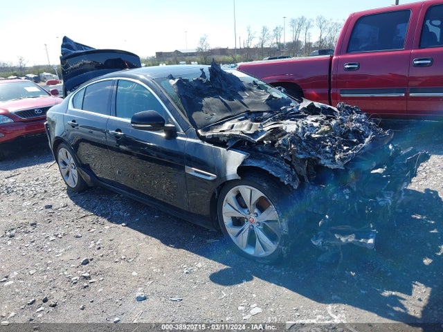 2020 JAGUAR XE SAJAE4FX4LCP64410 Photo 0