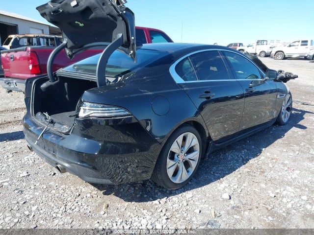 2020 JAGUAR XE SAJAE4FX4LCP64410 Photo 3