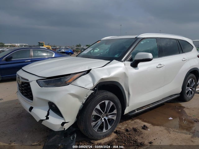 Toyota Highlander Xle 2021 5TDGZRAH2MS531443 Image 6