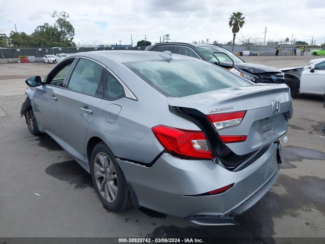 Honda ACCORD LX 2018 1HGCV1F14JA067167 Image 3