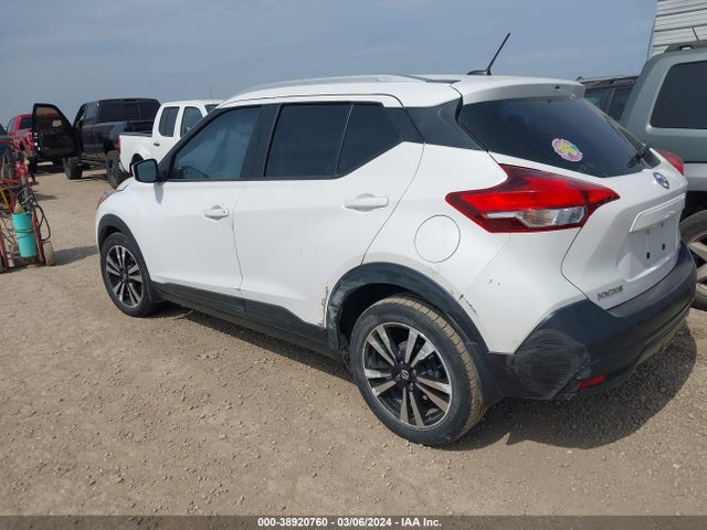 Nissan KICKS SV 2019 3N1CP5CU5KL525407 Image 3