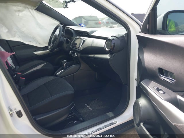 Nissan KICKS SV 2019 3N1CP5CU5KL525407 Image 5