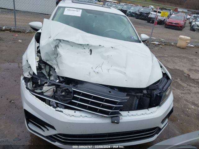 1VWDT7A32HC017142 Volkswagen Passat 1.8t R-line