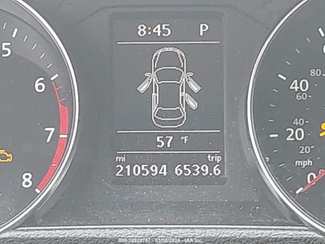 1VWDT7A32HC017142 Volkswagen Passat 1.8t R-line