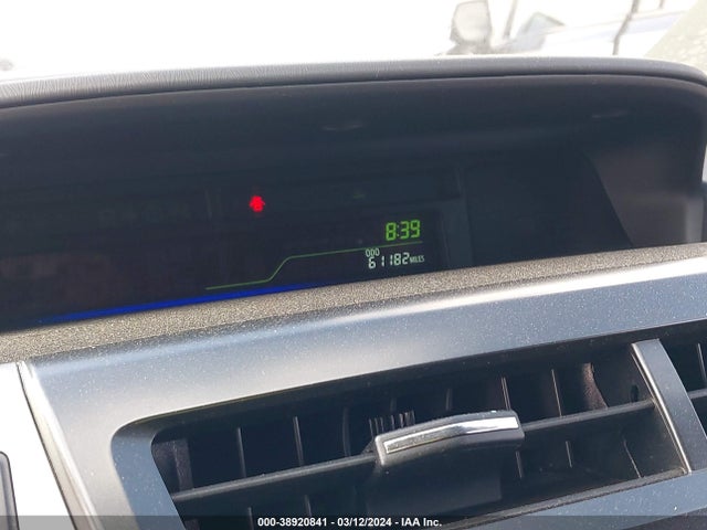 Toyota Prius V Two 2017 JTDZN3EU9HJ062489 Image 7