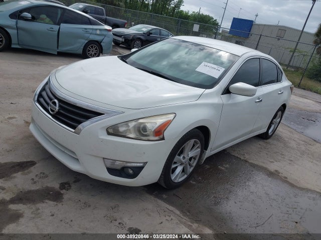 Nissan Altima 2.5 Sv 2015 1N4AL3AP5FC419192 Image 2