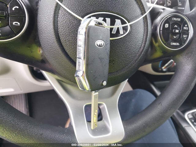 KIA SOUL LX 2020 KNDJ23AU6L7706824 Image 11