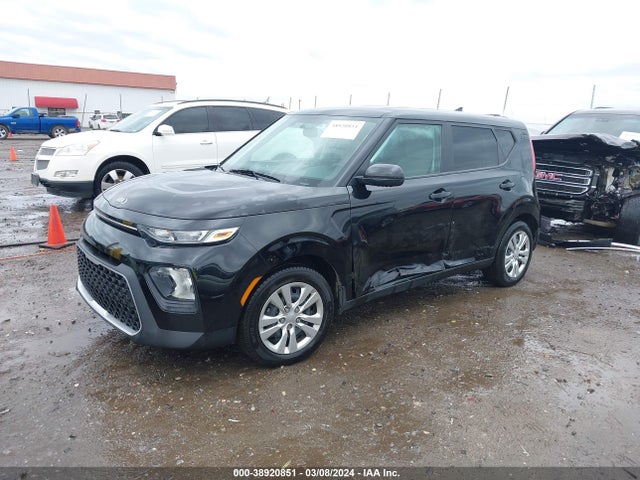 KIA SOUL LX 2020 KNDJ23AU6L7706824 Image 2