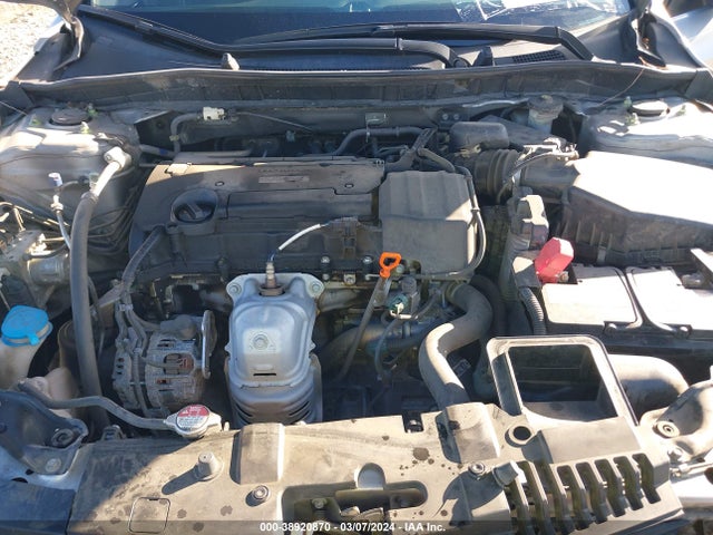 Honda ACCORD LX 2017 1HGCR2F36HA218970 Image 10