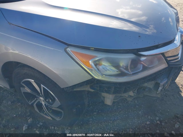 Honda ACCORD LX 2017 1HGCR2F36HA218970 Image 21