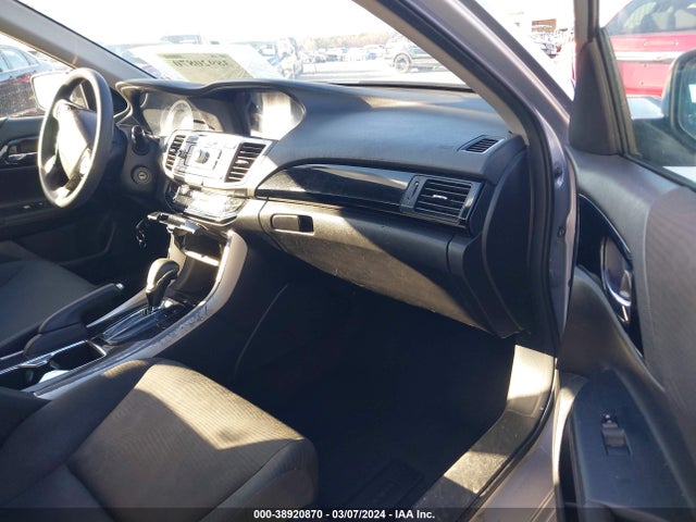 Honda ACCORD LX 2017 1HGCR2F36HA218970 Image 5