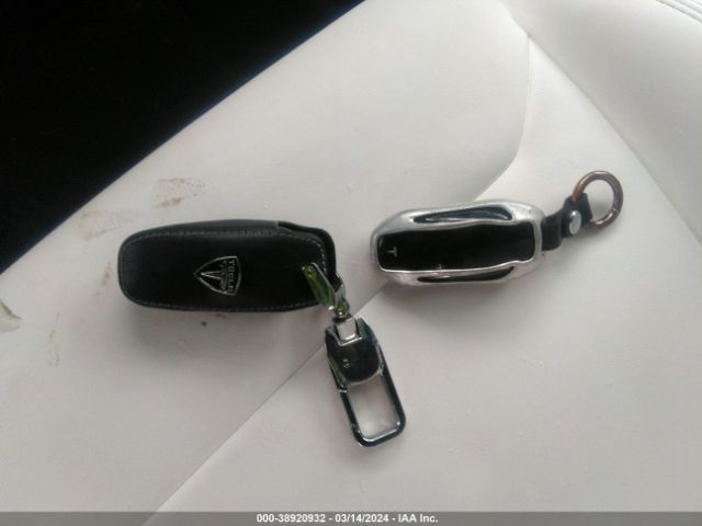 5YJXCDE28JF116797 Tesla Model X 100d/75d/p100d