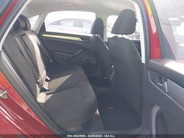 1VWAS7A37FC098867 Volkswagen Passat 1.8t S