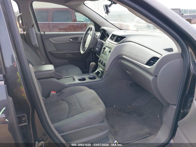 Chevrolet Traverse Ls 2015 1GNKRFKD6FJ337347 Image 5