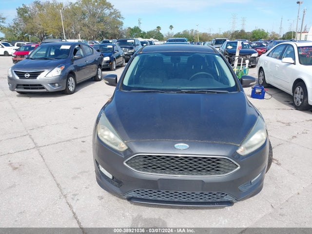 2015 FORD FOCUS SE VIN: 1FADP3F25FL227995