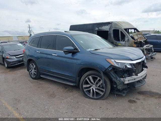 Honda Pilot Touring 2017 5FNYF5H90HB007142 Image 1