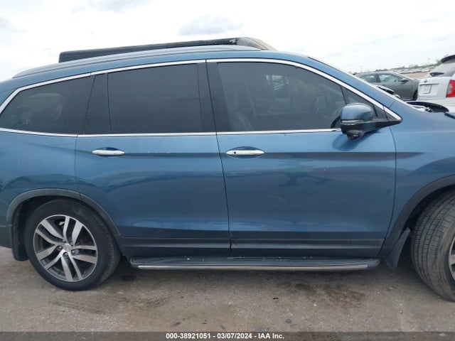 Honda Pilot Touring 2017 5FNYF5H90HB007142 Image 13