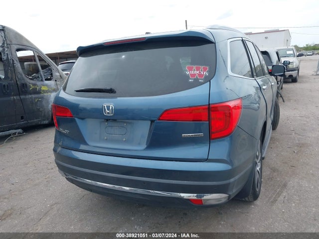 Honda Pilot Touring 2017 5FNYF5H90HB007142 Image 16