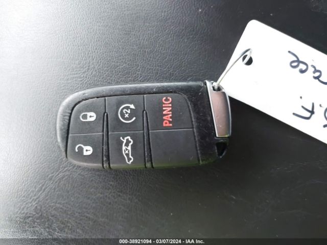 2C3CDXHG8JH145686 Dodge Charger Sxt Plus Rwd
