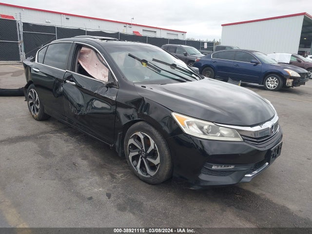 2016 1HGCR2F8XGA248113 main image