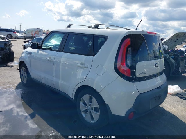 KIA Soul 2015 KNDJN2A21F7216795 Image 3