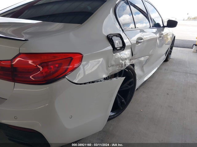 BMW M550i Xdrive 2018 WBAJB9C57JB286958 Image 18