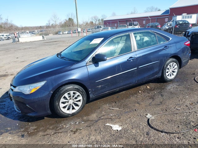 Toyota CAMRY LE 2016 4T1BF1FKXGU542534 Image 2