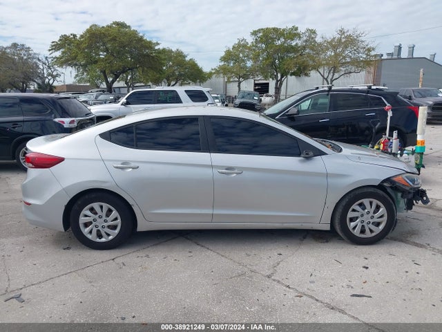 Hyundai ELANTRA SE 2017 5NPD74LFXHH102697 Image 12