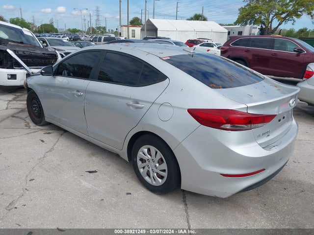 Hyundai ELANTRA SE 2017 5NPD74LFXHH102697 Image 3