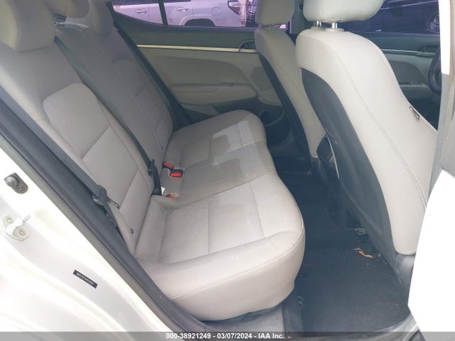 Hyundai ELANTRA SE 2017 5NPD74LFXHH102697 Image 8