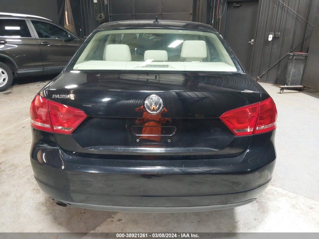 Volkswagen Passat 2.5l Wolfsburg Edition 2014 1VWAP7A33EC011532 Image 16