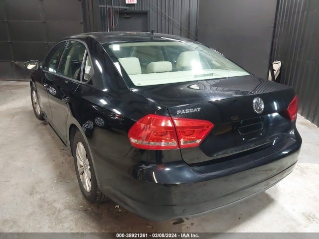 Volkswagen Passat 2.5l Wolfsburg Edition 2014 1VWAP7A33EC011532 Image 3