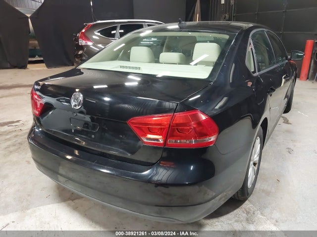 Volkswagen Passat 2.5l Wolfsburg Edition 2014 1VWAP7A33EC011532 Image 4