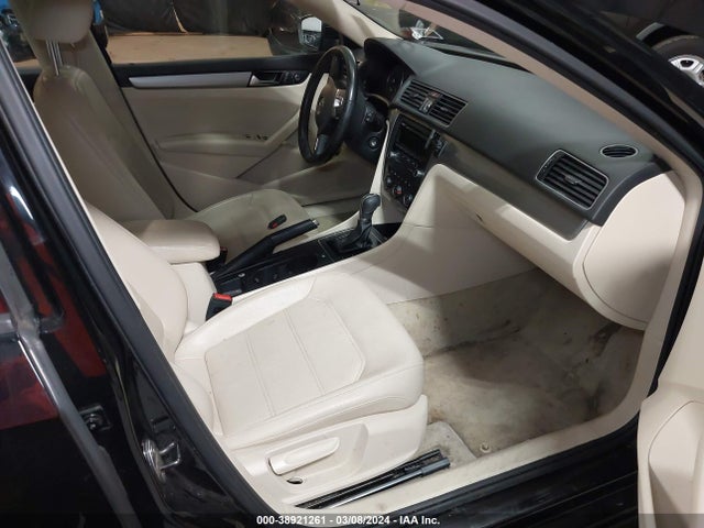 Volkswagen Passat 2.5l Wolfsburg Edition 2014 1VWAP7A33EC011532 Image 5