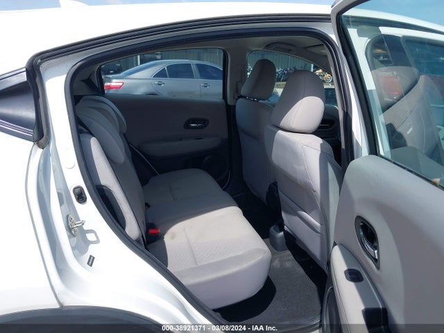 Honda HR-V LX 2016 3CZRU6H34GM759622 Image 8